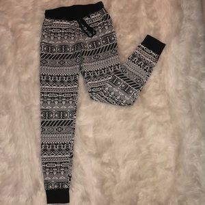 Printed joggers
